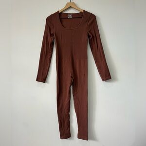 Curlady Ribbed Brown Yoga Square Neck Long Sleeve Jumpsuit size Medium